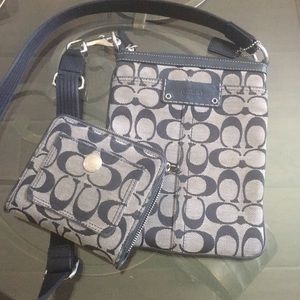Coach vintage crossbody bag w/wallet.